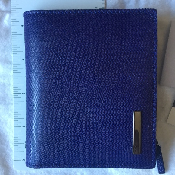 COPY - Brand new Gucci snakeskin wallet - Picture 8 of 8